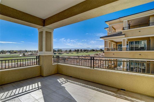 9133 Las Manaitas Avenue 302, Las Vegas, NV 89144