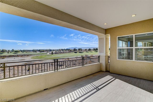 9133 Las Manaitas Avenue 302, Las Vegas, NV 89144
