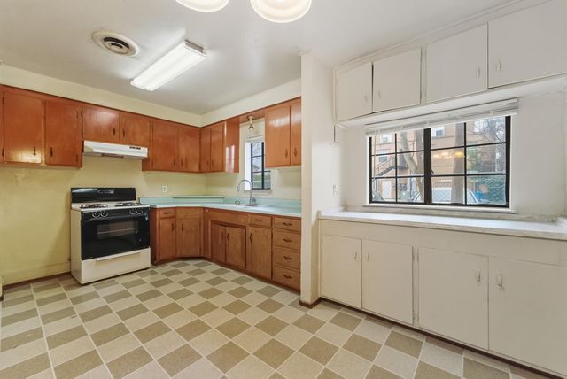 716 Rosalind Ave, Yuba City, CA 95991