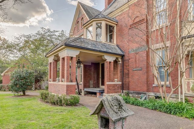 622 S Thornton Avenue, Dalton, GA 30720