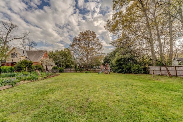 622 S Thornton Avenue, Dalton, GA 30720