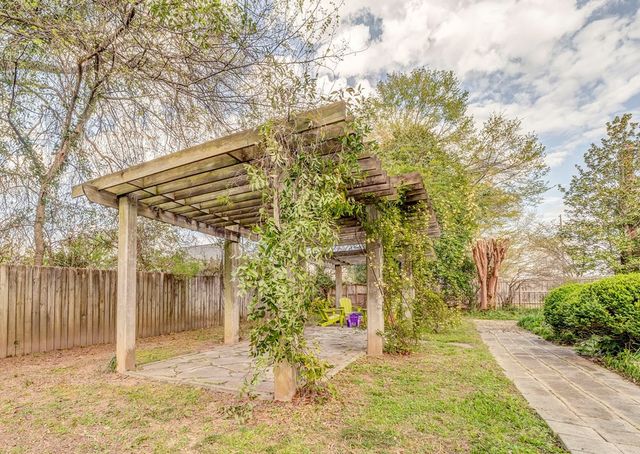 622 S Thornton Avenue, Dalton, GA 30720