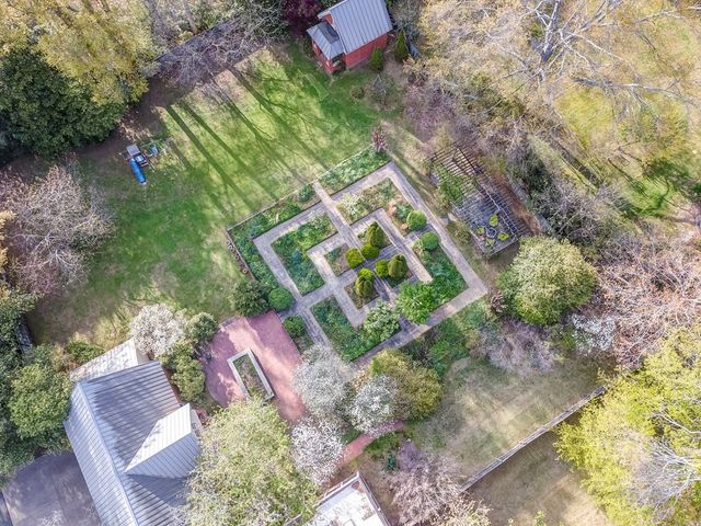 622 S Thornton Avenue, Dalton, GA 30720