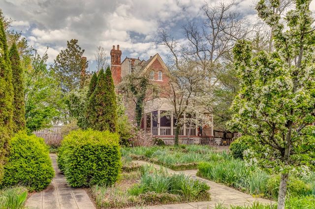 622 S Thornton Avenue, Dalton, GA 30720