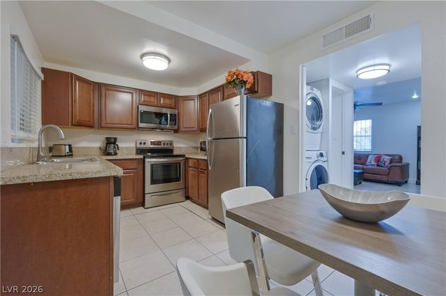 4770 Topaz Street 15, Las Vegas, NV 89121