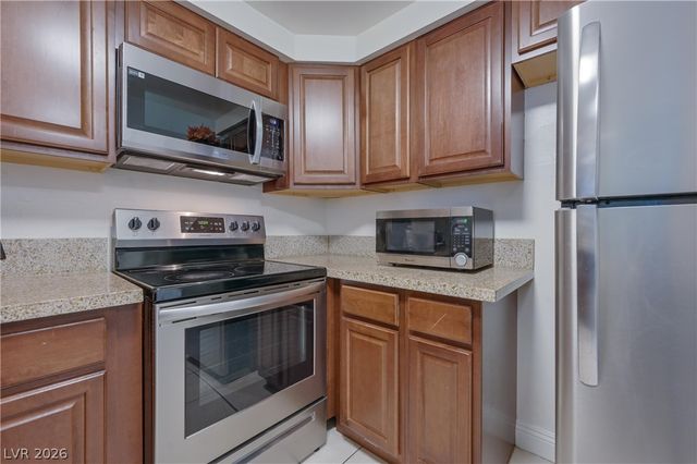 4770 Topaz Street 15, Las Vegas, NV 89121