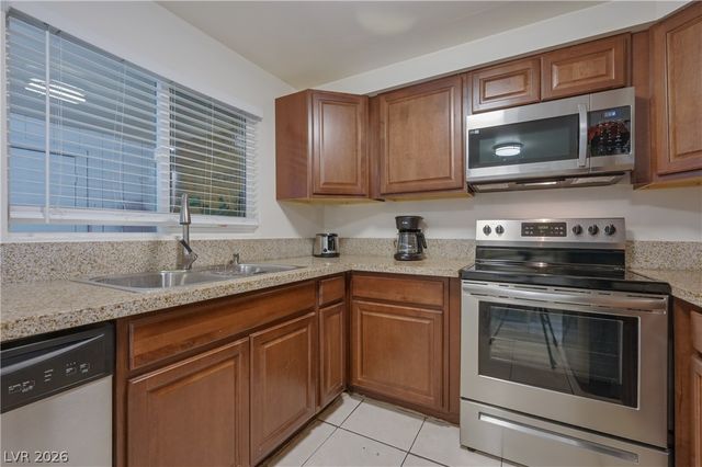 4770 Topaz Street 15, Las Vegas, NV 89121