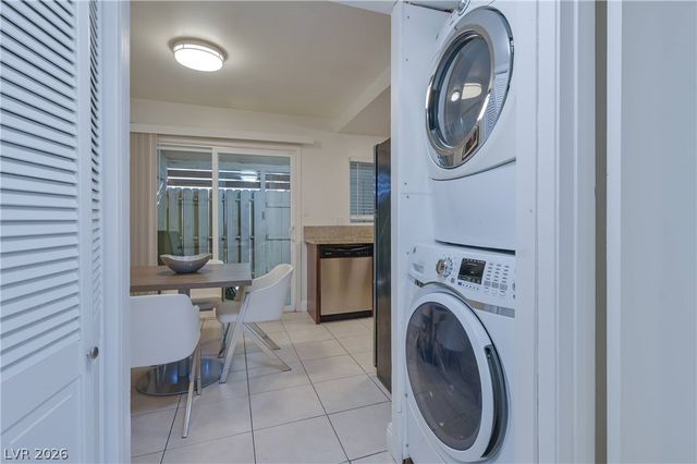 4770 Topaz Street 15, Las Vegas, NV 89121