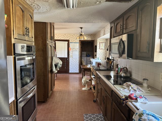 4703 Marc Court SW, Lilburn, GA 30047