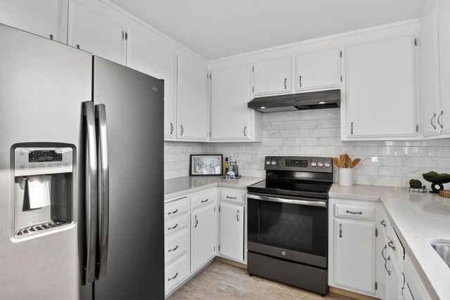 16605 Rolando Ave, Castro Valley, CA 94578