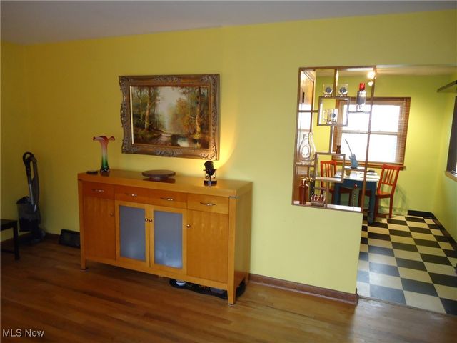 264 Kent Drive, Tallmadge, OH 44278