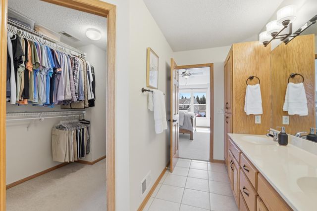 3938 Monticello Alcove, Woodbury, MN 55129