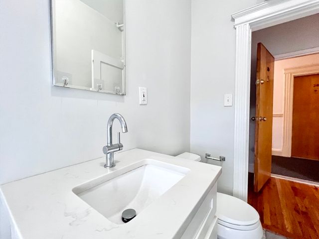 1330 Commonwealth Ave 26, Boston, MA 02134