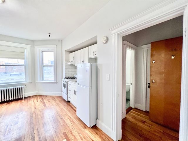 1330 Commonwealth Ave 26, Boston, MA 02134