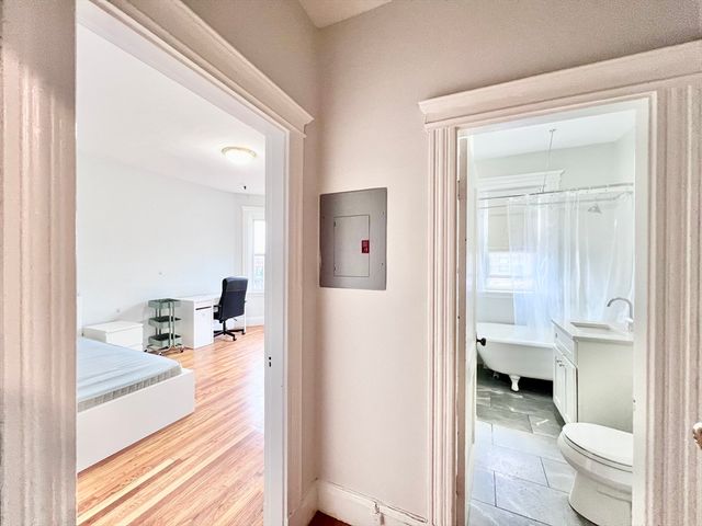 1330 Commonwealth Ave 26, Boston, MA 02134