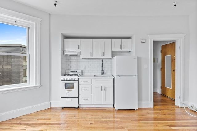 1330 Commonwealth Ave 26, Boston, MA 02134