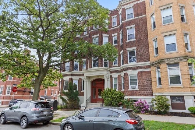 1330 Commonwealth Ave 26, Boston, MA 02134