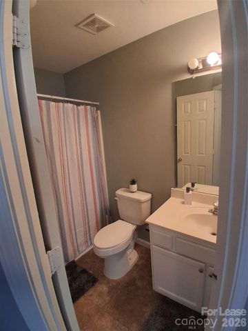 1786 Forest Side Lane, Charlotte, NC 28213
