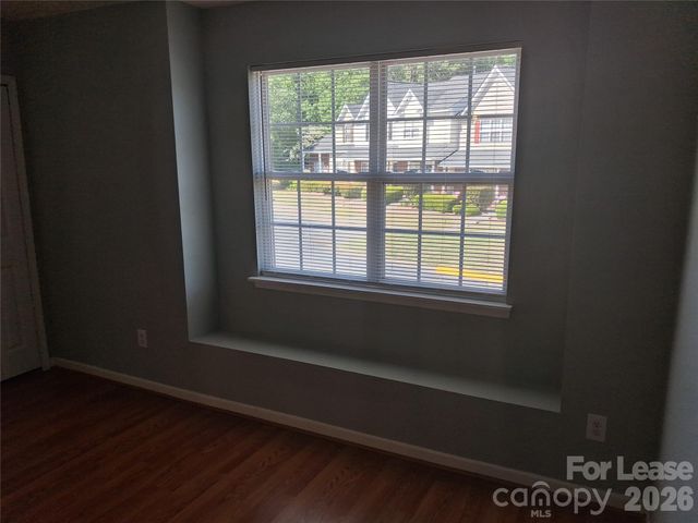 1786 Forest Side Lane, Charlotte, NC 28213