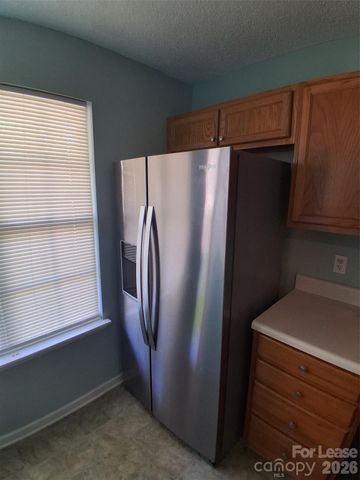1786 Forest Side Lane, Charlotte, NC 28213