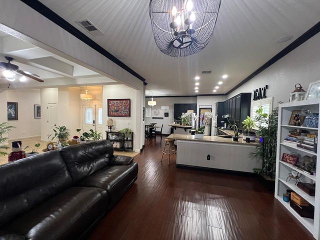 1005 Windmill Cove Ct, Stockton, CA 95209