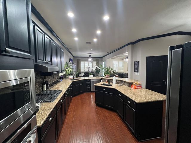 1005 Windmill Cove Ct, Stockton, CA 95209