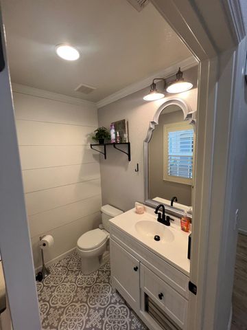 1005 Windmill Cove Ct, Stockton, CA 95209