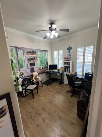 1005 Windmill Cove Ct, Stockton, CA 95209