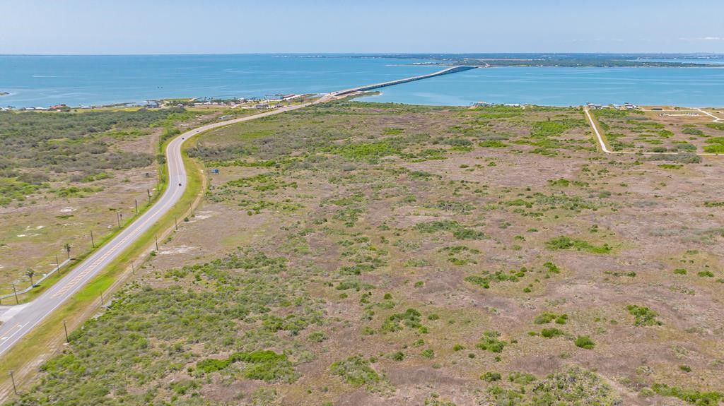 6151 Hwy 35 N, Rockport, TX 78382 — photo 3
