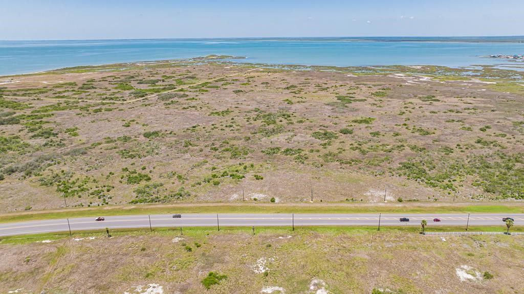 6151 Hwy 35 N, Rockport, TX 78382 — photo 4