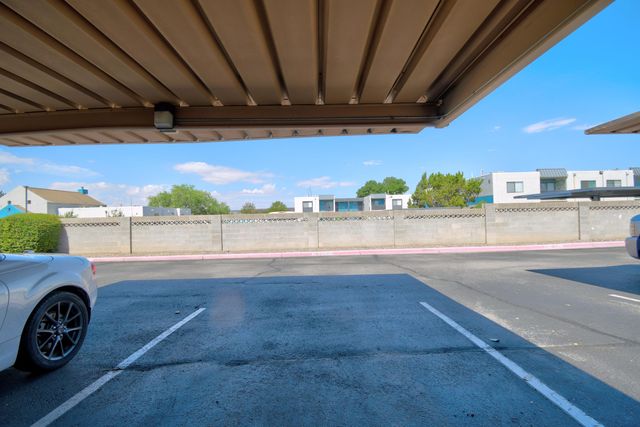 6041 Sequoia Road NW APT B12, Albuquerque, NM 87120