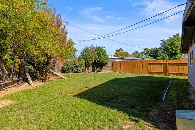 4305 37th Ave, Sacramento, CA 95824