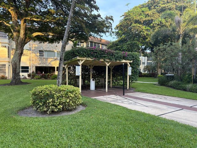 5171 W Oakland Park Boulevard 308, Lauderdale Lakes, FL 33313