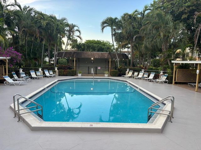 5171 W Oakland Park Boulevard 308, Lauderdale Lakes, FL 33313