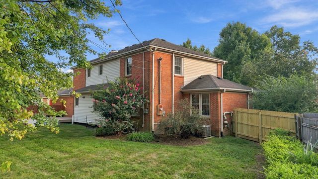 3422 Brandon Drive, Lexington, KY 40502