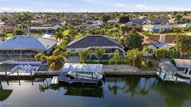 5227 SW 11th PL, Cape Coral, FL 33914