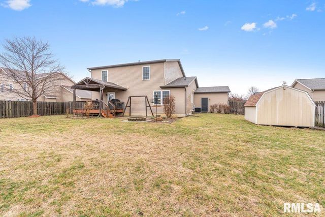 1606 Chriswell Gardens Street, Chatham, IL 62629