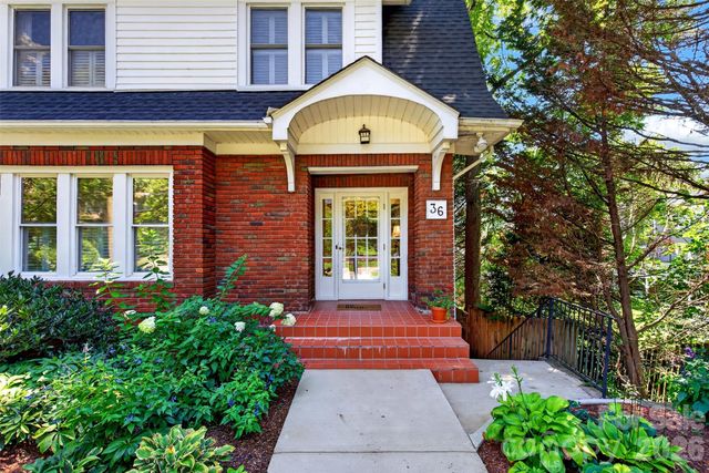 36 Mount Vernon Circle, Asheville, NC 28804