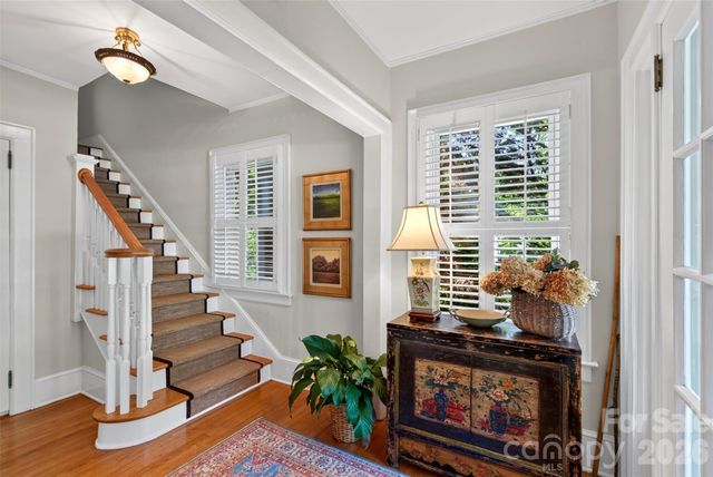 36 Mount Vernon Circle, Asheville, NC 28804