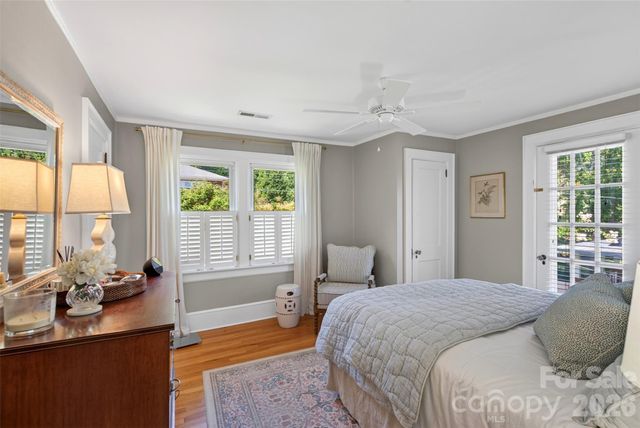 36 Mount Vernon Circle, Asheville, NC 28804