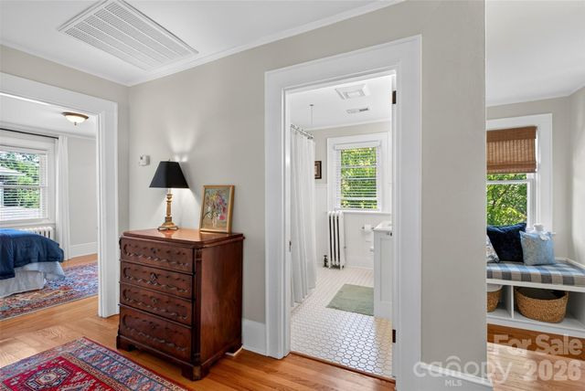 36 Mount Vernon Circle, Asheville, NC 28804