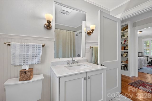 36 Mount Vernon Circle, Asheville, NC 28804