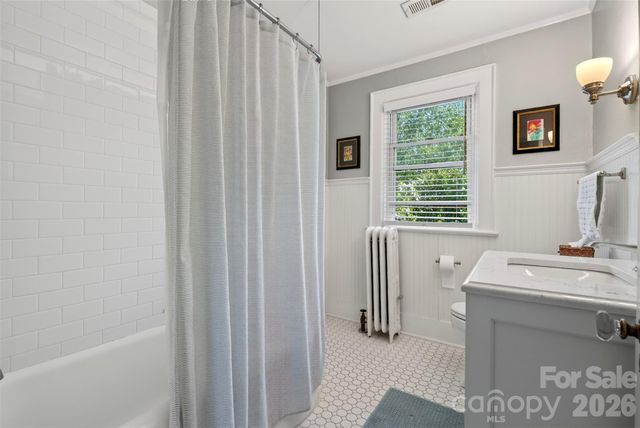 36 Mount Vernon Circle, Asheville, NC 28804