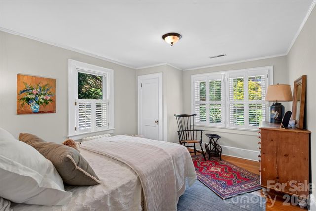 36 Mount Vernon Circle, Asheville, NC 28804