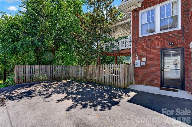 36 Mount Vernon Circle, Asheville, NC 28804