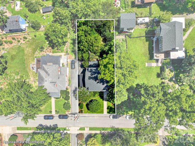 36 Mount Vernon Circle, Asheville, NC 28804