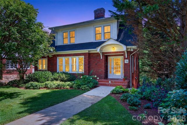 36 Mount Vernon Circle, Asheville, NC 28804