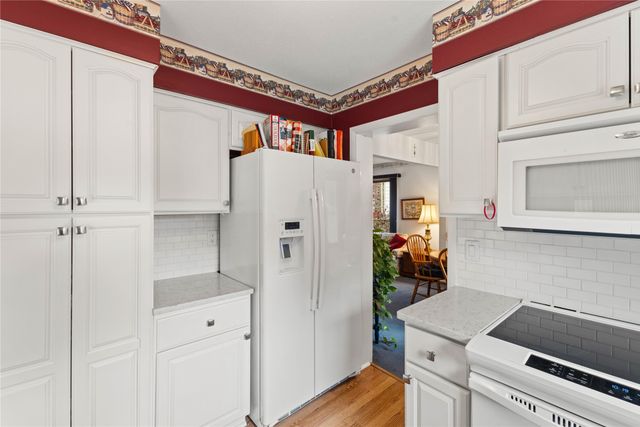 2614 Caulder Avenue, Des Moines, IA 50321