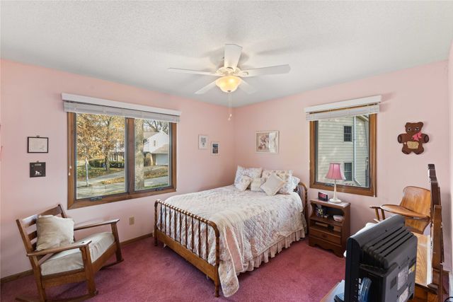 2614 Caulder Avenue, Des Moines, IA 50321