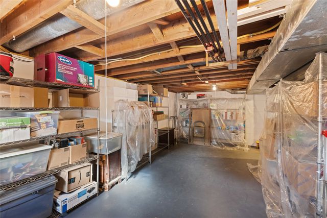 2614 Caulder Avenue, Des Moines, IA 50321